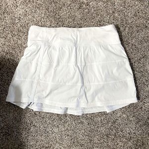 White LuluLemon skirt, size 6